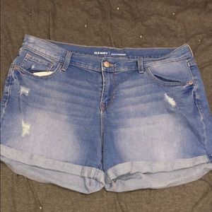 Old Navy light wash jean shorts
